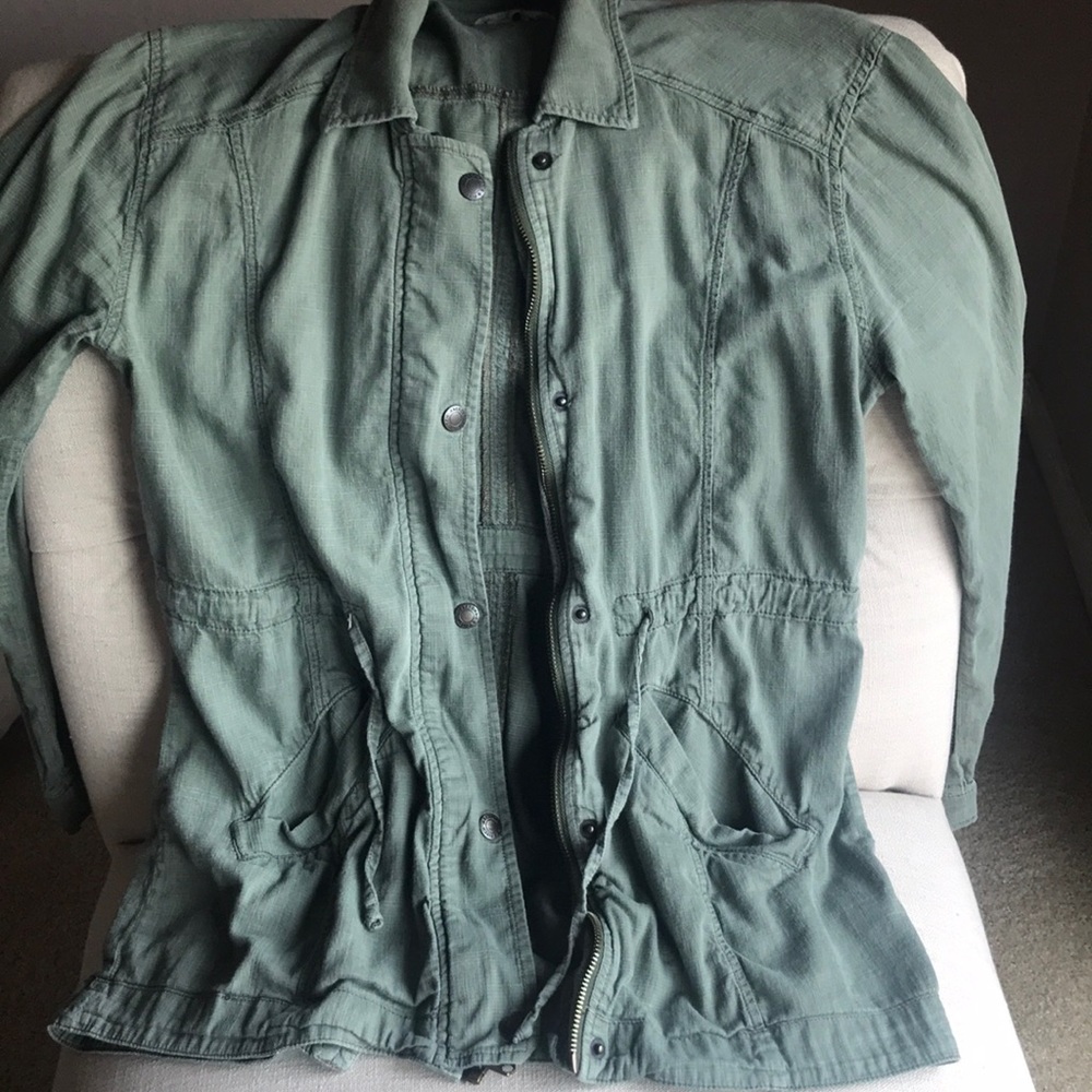 A&F GREEN CARDIGAN